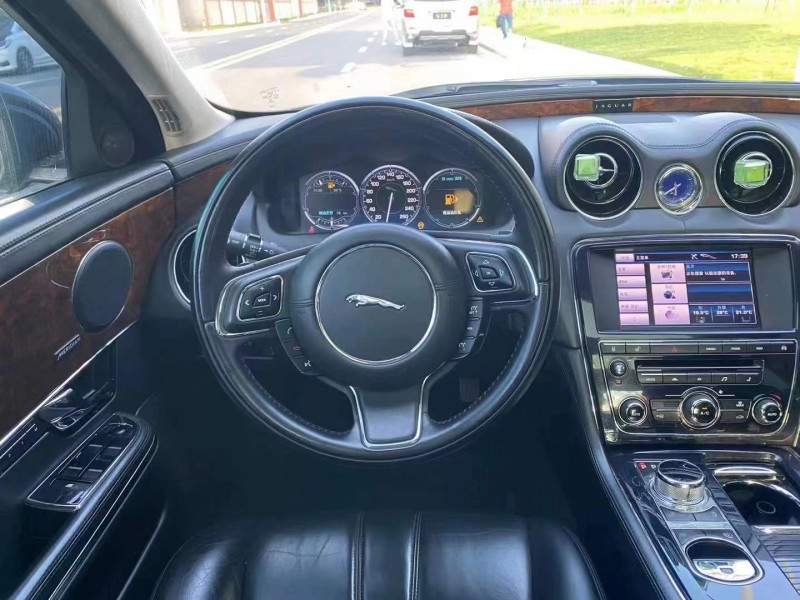 深圳14年捷豹XJ6