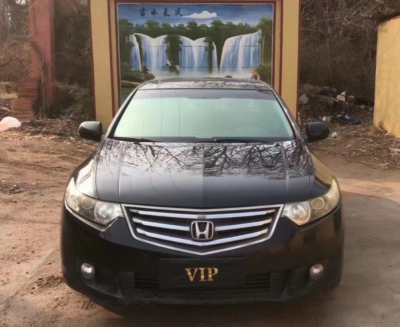 青岛10年本田思铂睿6