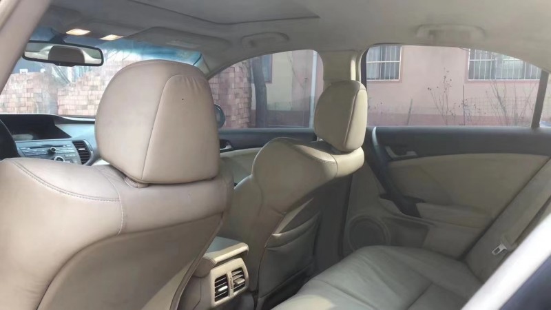 青岛10年本田思铂睿2