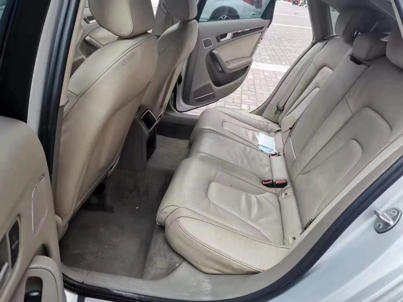 泰州10年奥迪A4L6