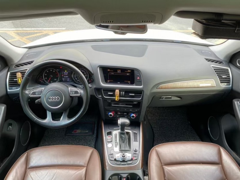 东莞17年奥迪Q55