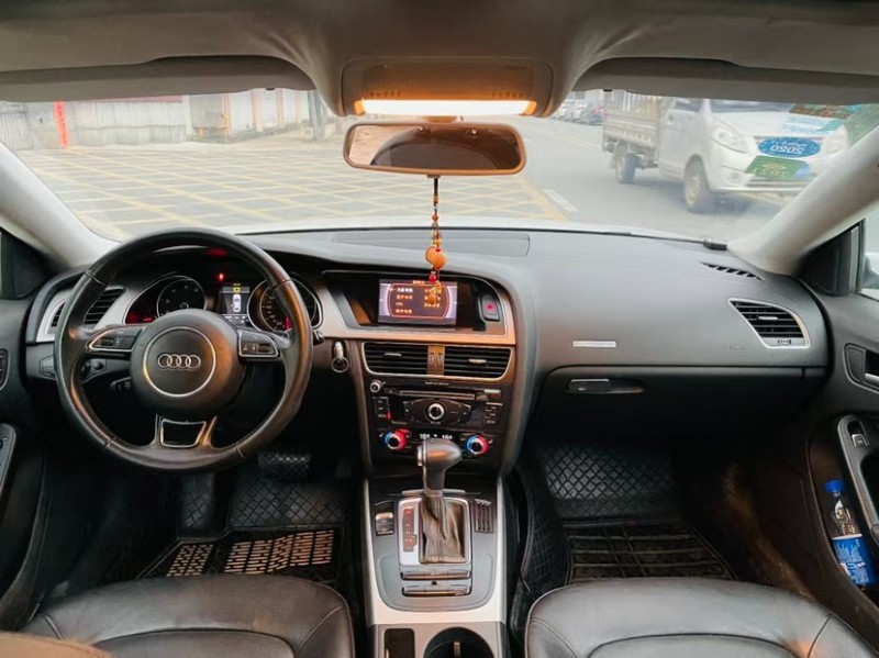 东莞12年奥迪A55