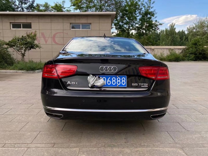 唐山13年奧迪A8L2