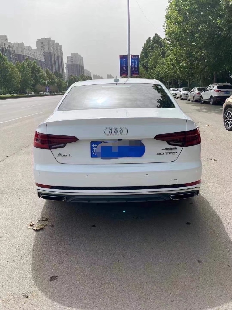 德州19年奧迪A4L9