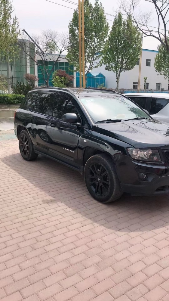 保定13年Jeep指南者5