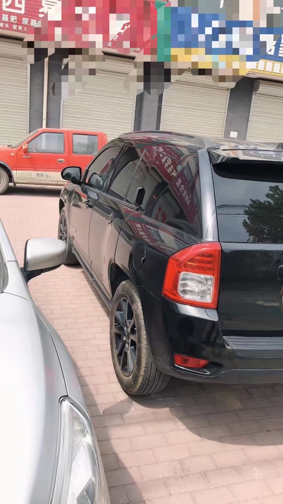 保定13年Jeep指南者1