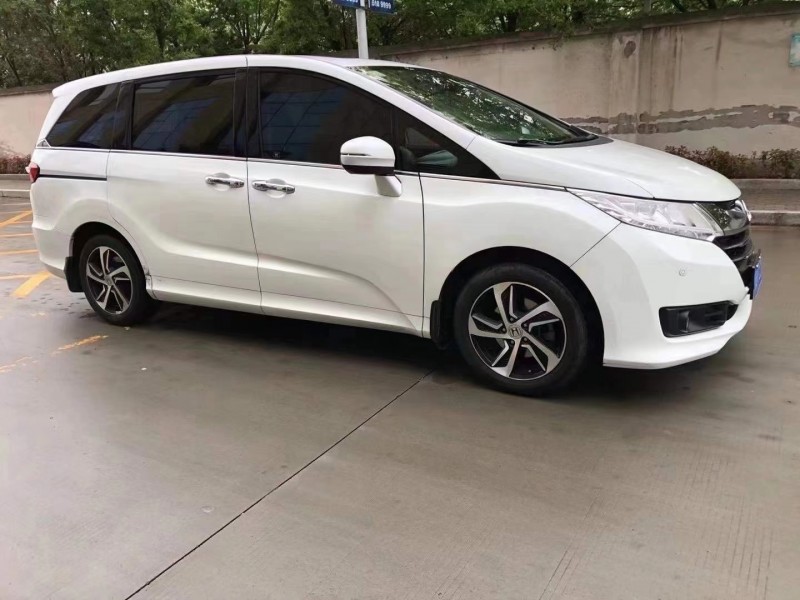 济宁16年本田奥德赛3