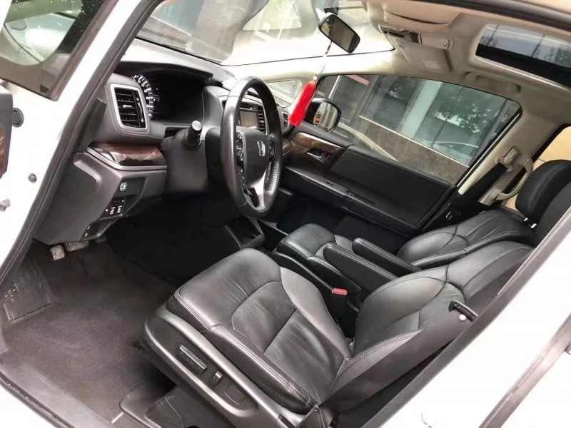 济宁16年本田奥德赛7