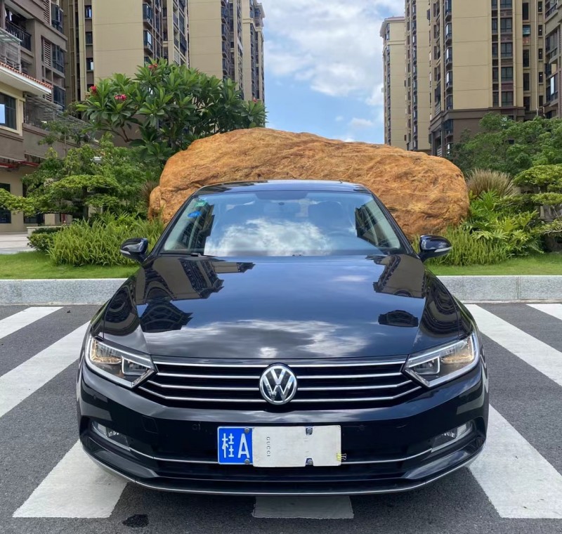 广州19年大众迈腾1