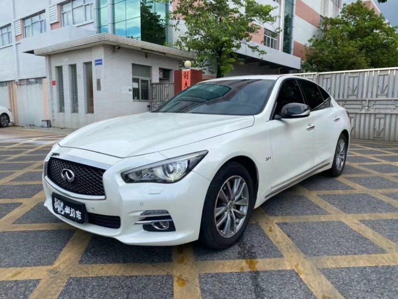 東莞15年英菲尼迪Q50L5