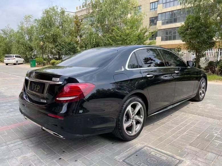 盐城17年奔驰E5