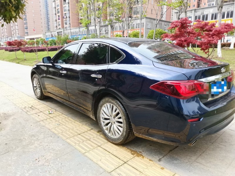 武漢19年英菲尼迪Q50L3