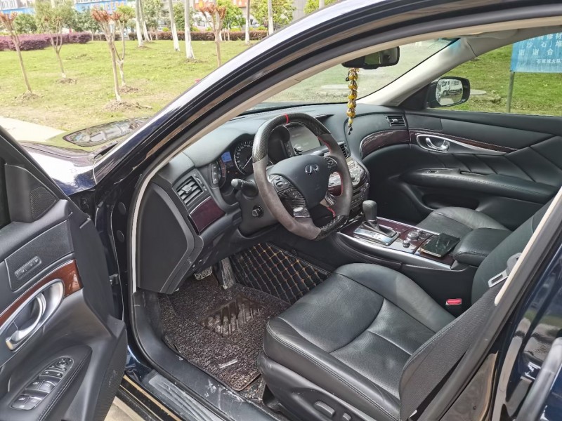 武漢19年英菲尼迪Q50L8
