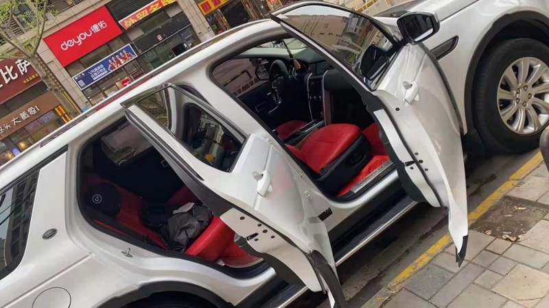 武汉18年路虎发现神行4