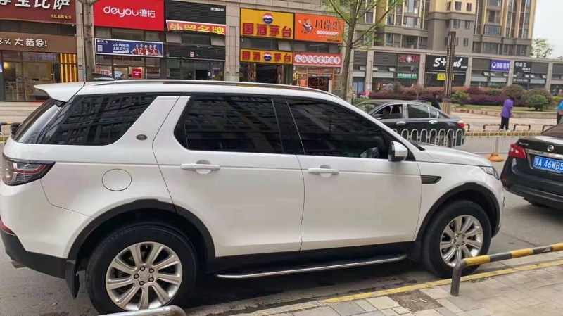 武汉18年路虎发现神行5