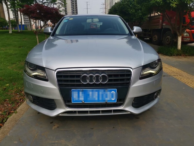武汉11年奥迪A4L1