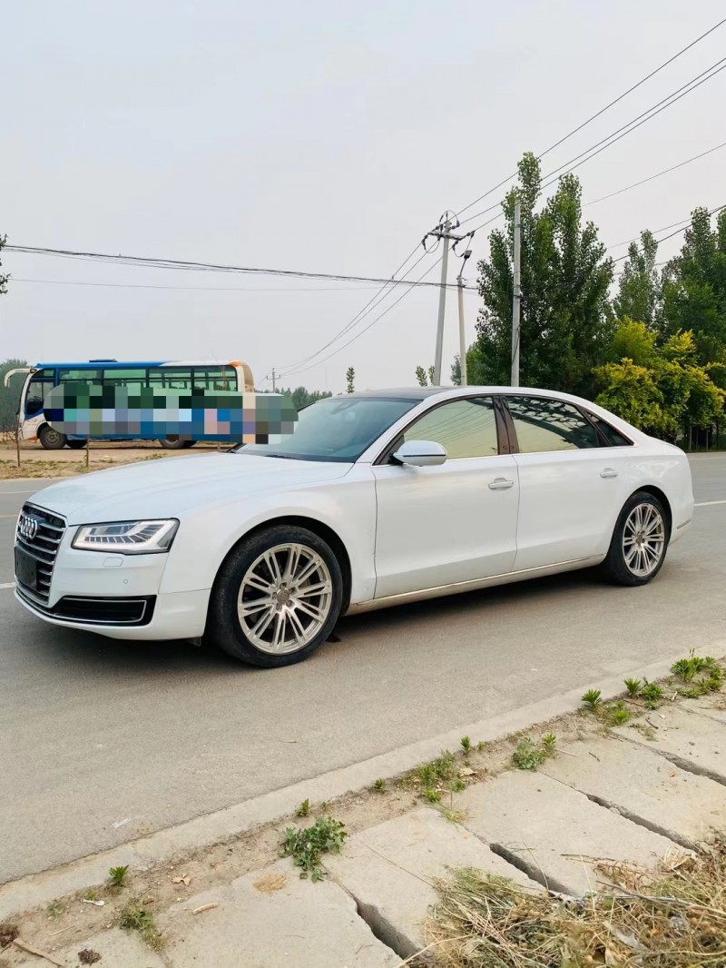 聊城14年奧迪A8L8