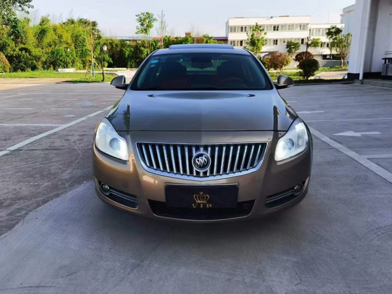 盐城10年别克君威9