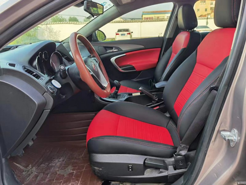 盐城10年别克君威4