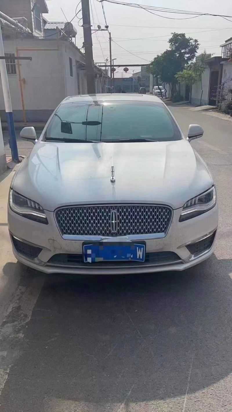泰安18年林肯MKZ6