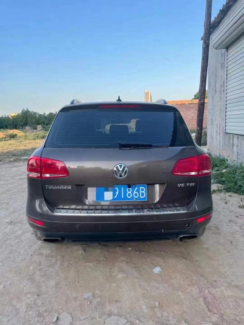 保定13年大众途锐3