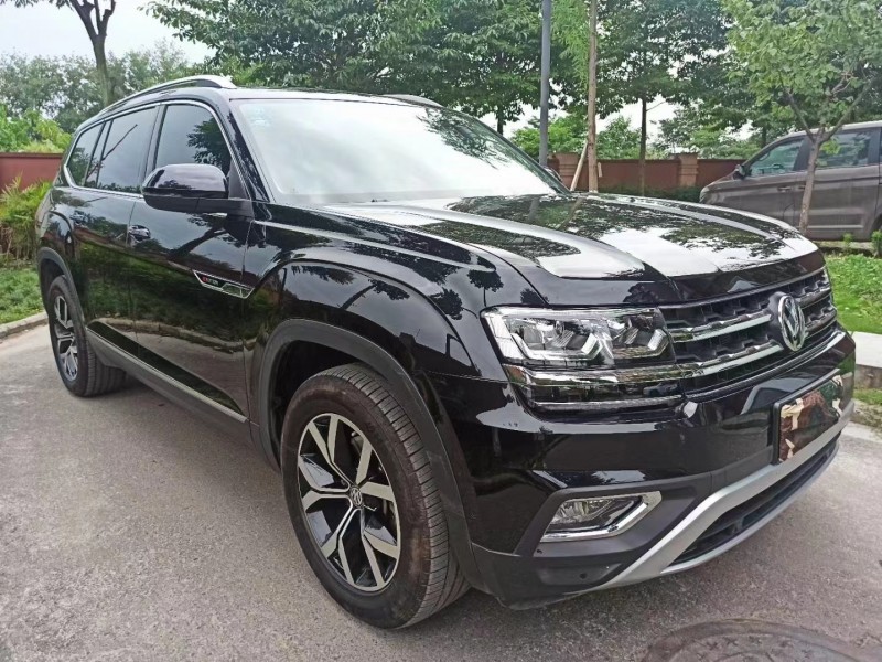 成都20年大众途昂8