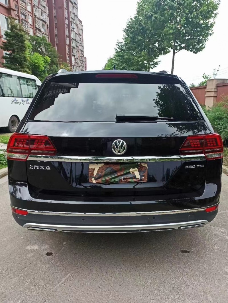 成都20年大众途昂1