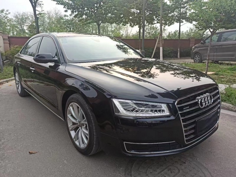 成都15年奥迪A8L7