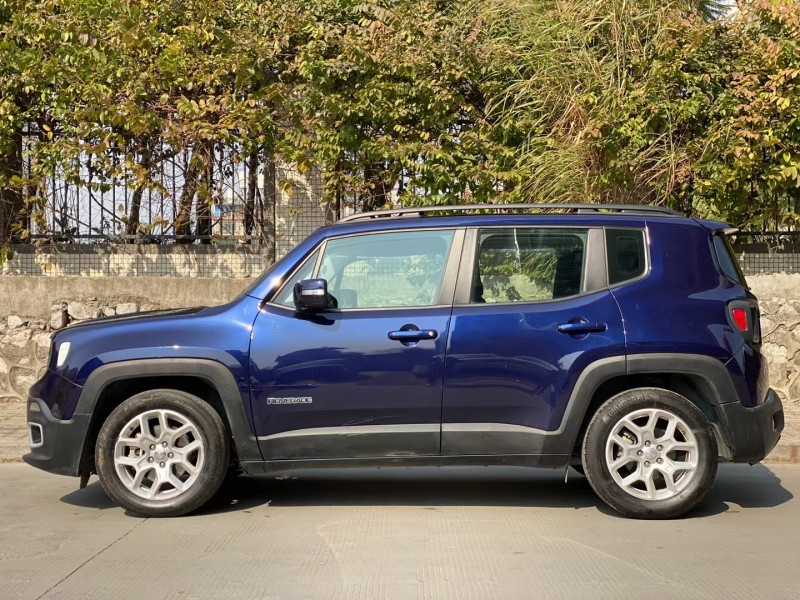 柳州19年Jeep自由俠3
