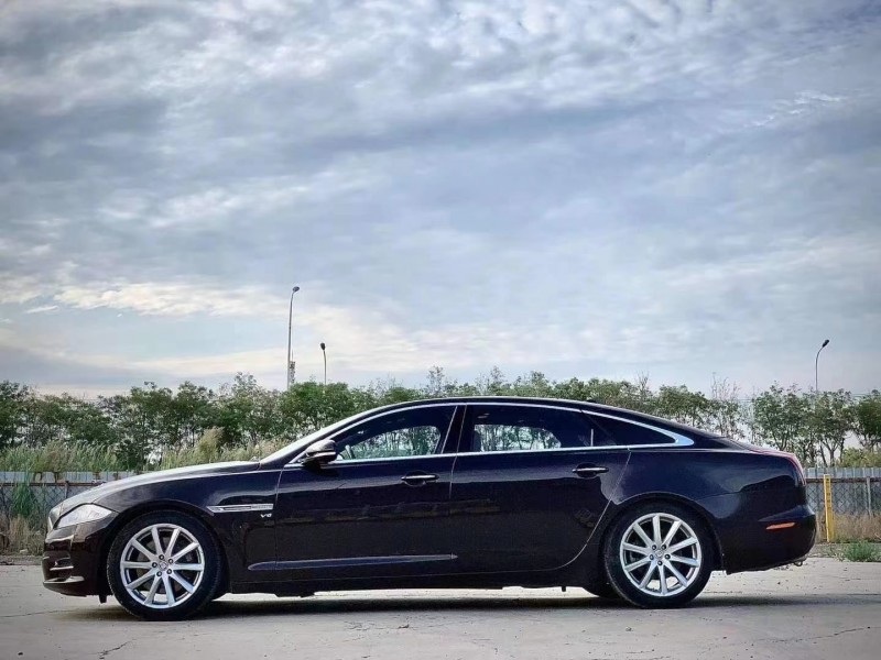 天津13年捷豹XJ7