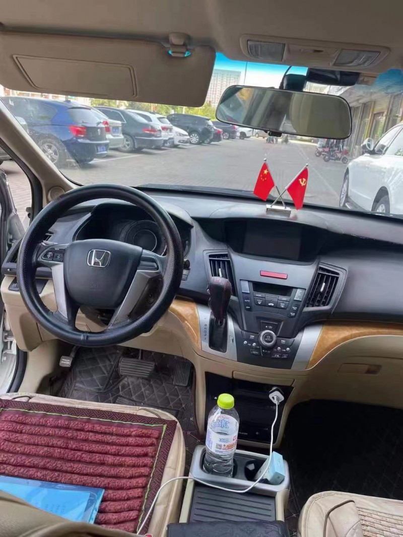 潍坊11年本田奥德赛3