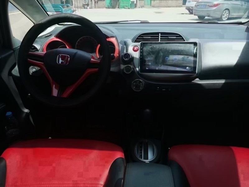 廊坊13年本田飞度4