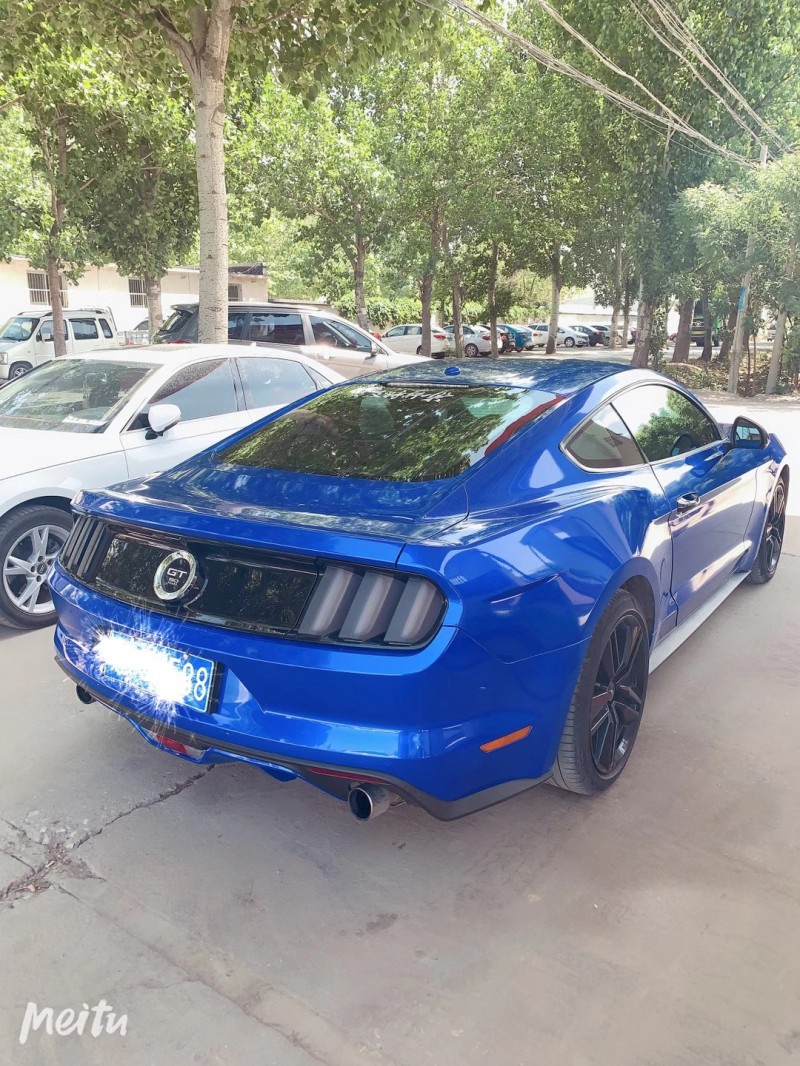 保定18年福特野马4