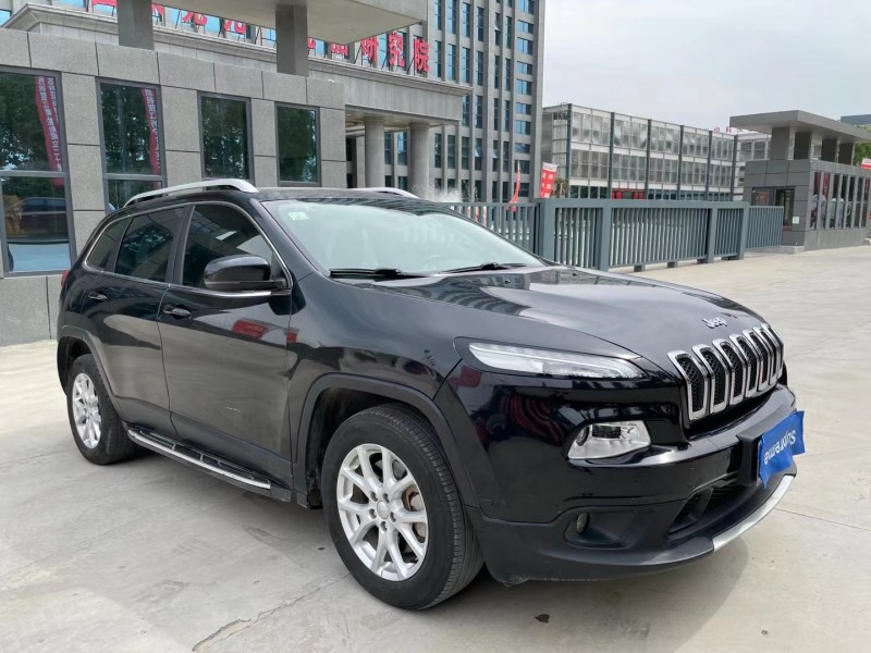 徐州16年Jeep自由光7