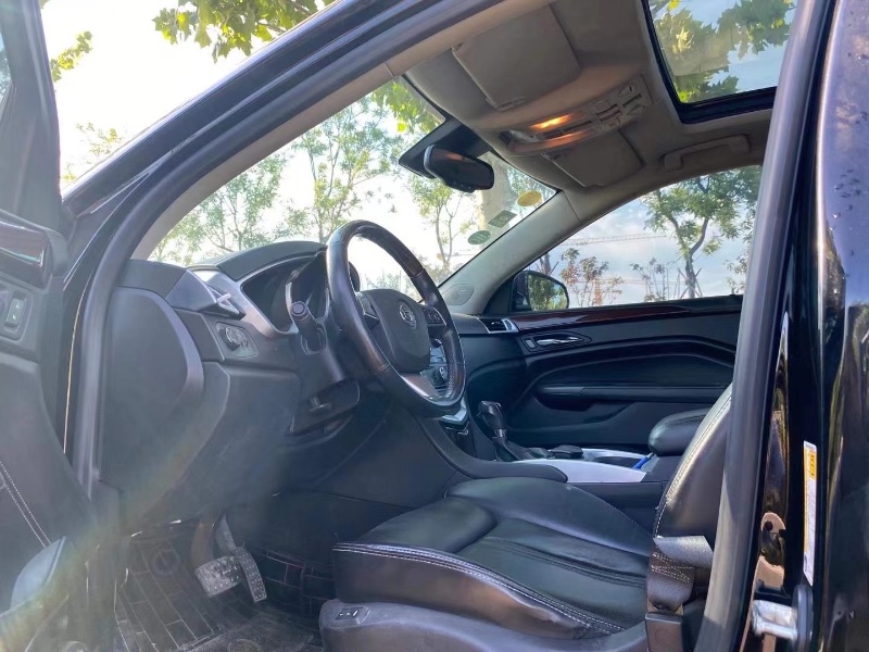 廊坊12年凯迪拉克SRX1