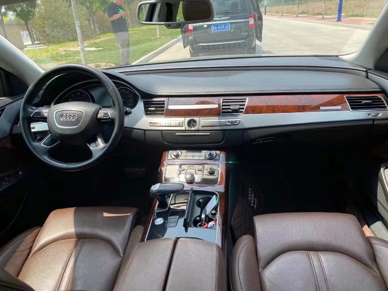 廊坊13年奥迪A8L3