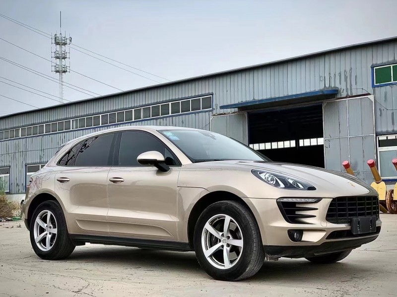 天津17年保時捷Macan3