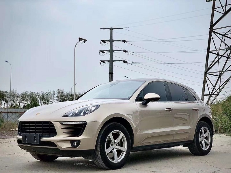 天津17年保時捷Macan2