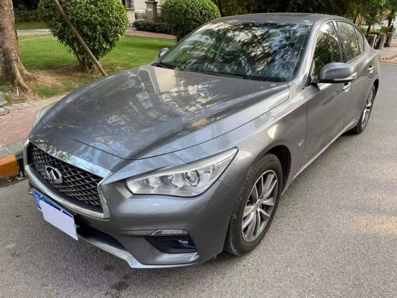 珠海20年英菲尼迪Q50L8