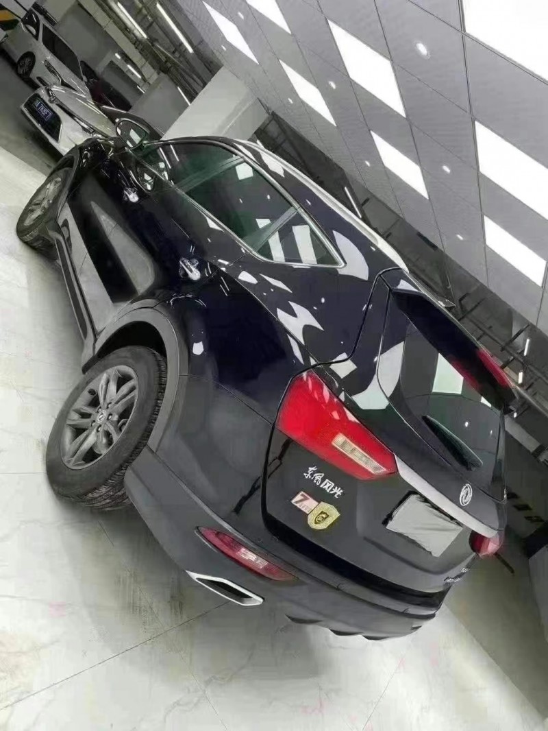 成都20年东风风光8