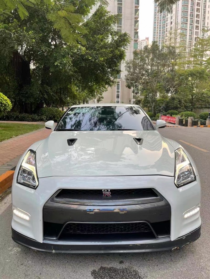 珠海15年日產GT-R1
