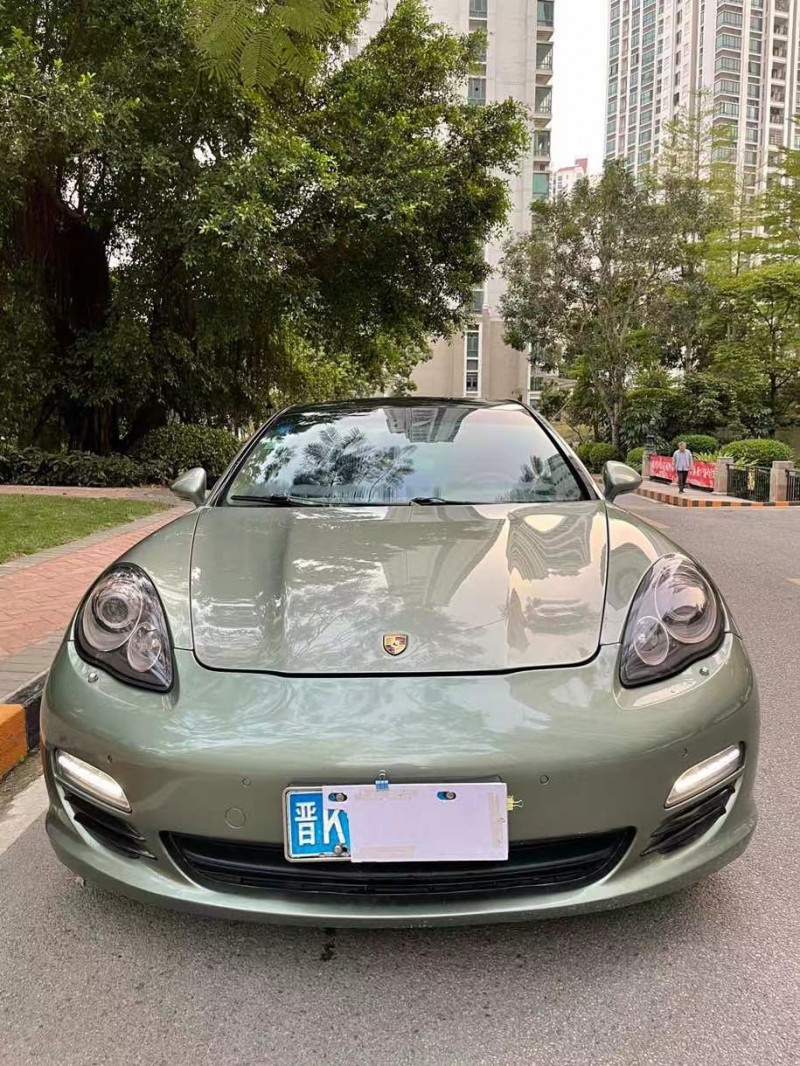 珠海12年保時捷帕拉梅拉8