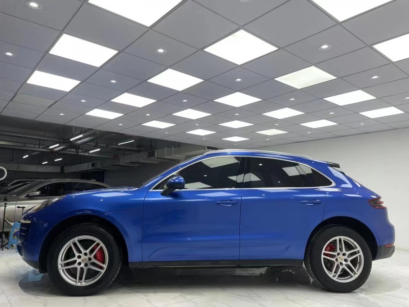 成都16年保时捷Macan7