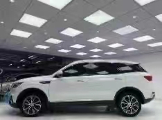 成都18年众泰T5003