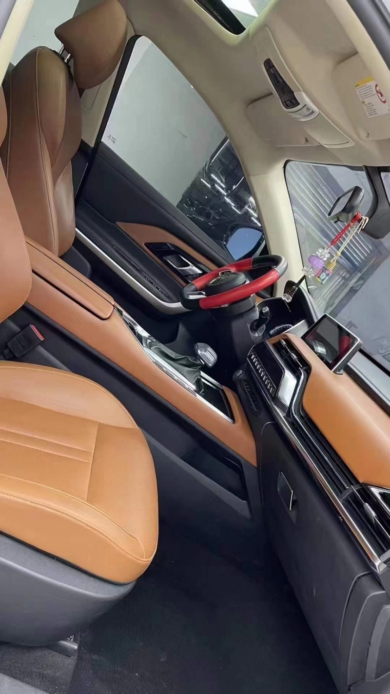 成都18年众泰T5006