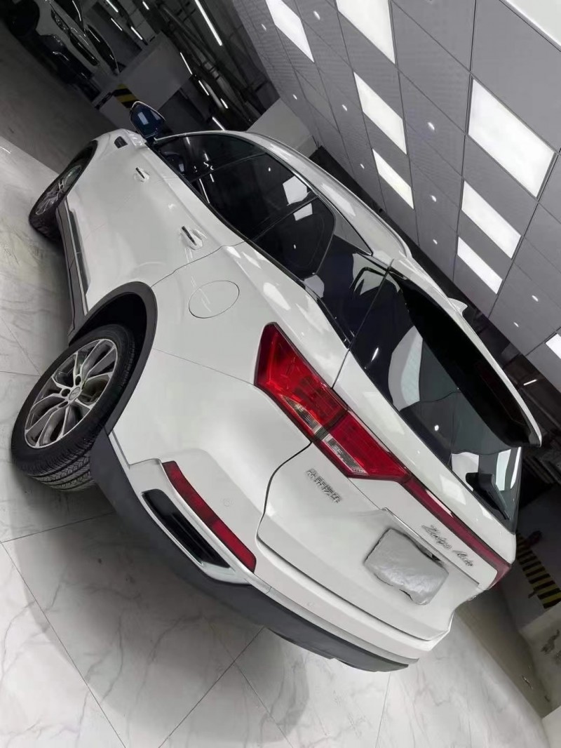 成都18年众泰T5008