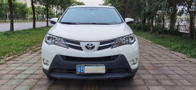 东莞14年丰田RAV4荣放1