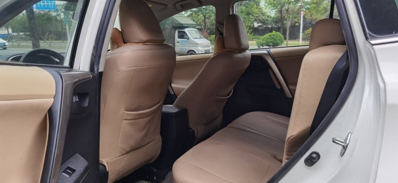 东莞14年丰田RAV4荣放6
