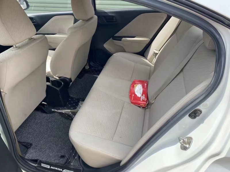 东莞17年本田哥瑞5