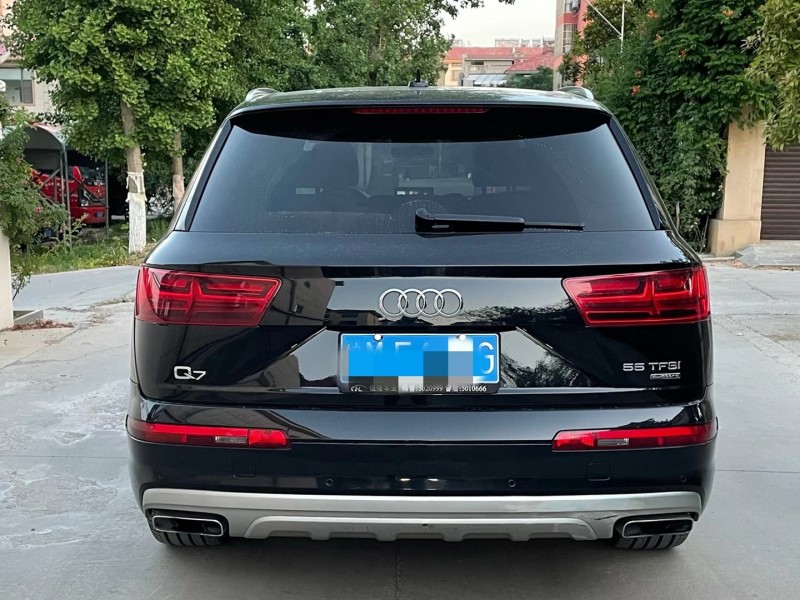 青岛18年奥迪Q76